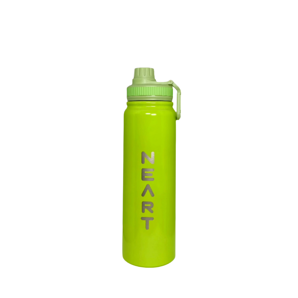 Green stainless steel water bottle – insulated & eco-conscious