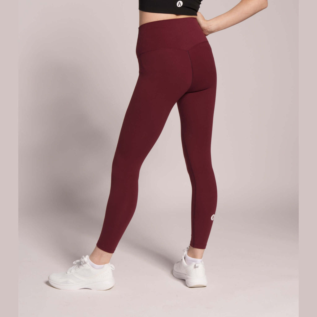 Activewear leggings in maroon – squat-proof design